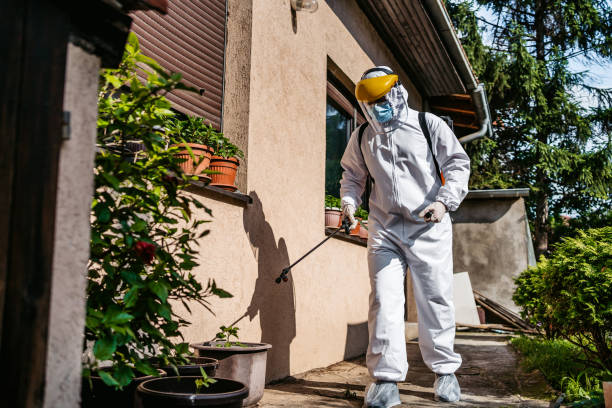 Pest Control Cost in The Meadows, FL